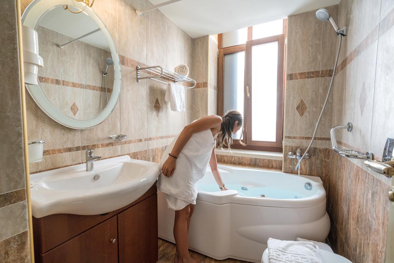 Hamam Oriental מלון 2*